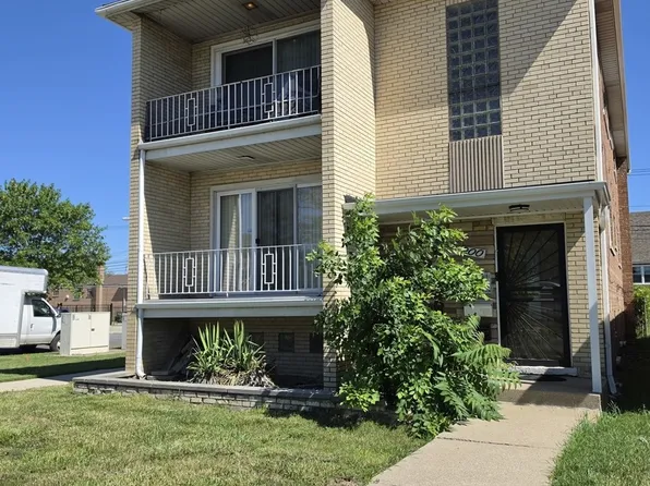 200 E 87th St #1, Chicago, IL 60619