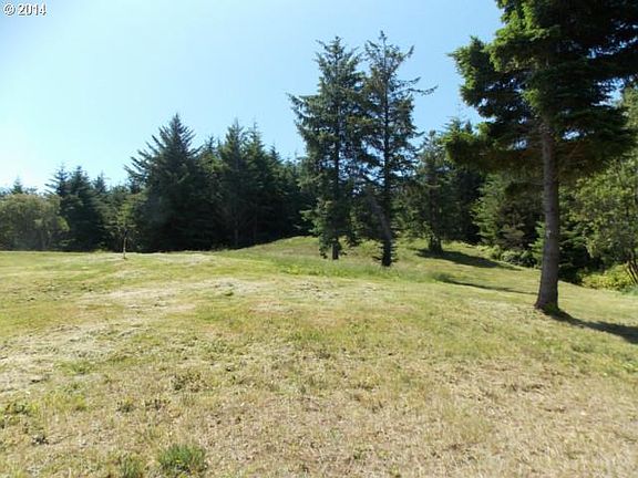 5th image of 83440 S Cove Dr
