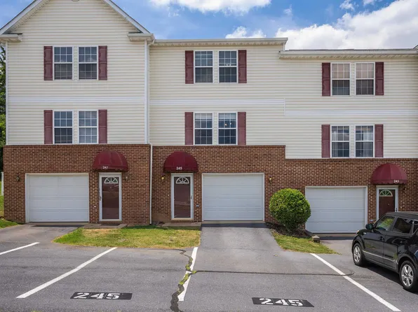 245 Emerson Ln, Harrisonburg, VA 22802