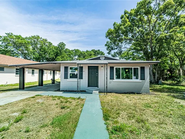 621 N Duss St, New Smyrna Beach, FL 32168