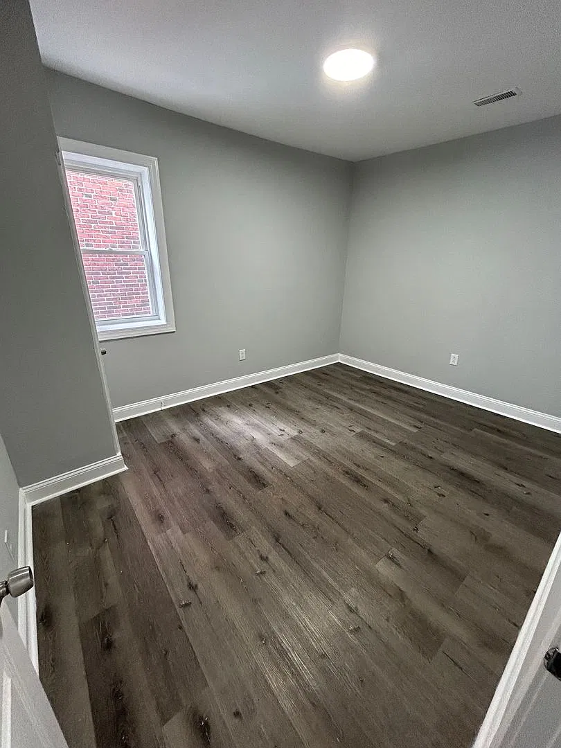 5402 Walnut St — Photo 3