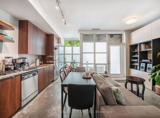 19 Brant St W #101-C01, Toronto, ON M5V 2L2