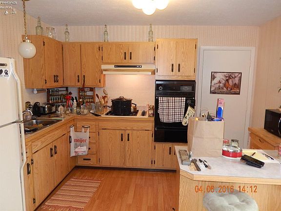 4th image of 2905 E Bayview Ln