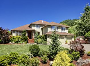 26910 SE 162nd Pl, Issaquah, WA 98027