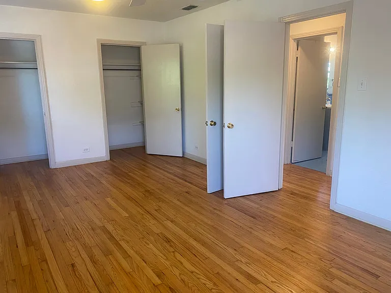 1204 Wiltshire Ave — Photo 11