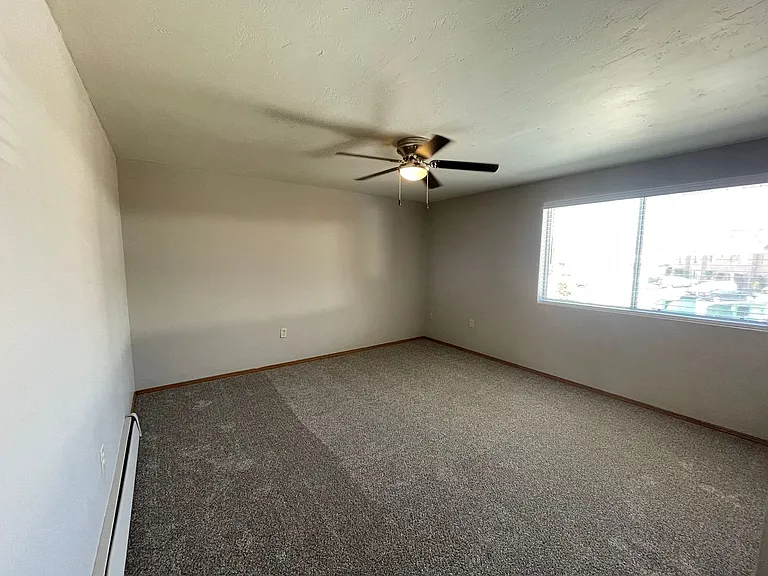 2677 Humboldt Rd — Photo 28