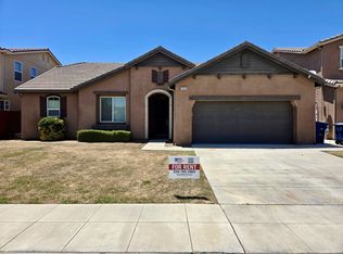 1016 Encino Ave, Clovis, CA 93619
