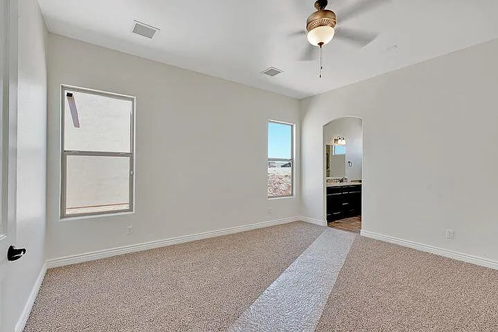 14741 Tierra Harbor Ave — Photo 6