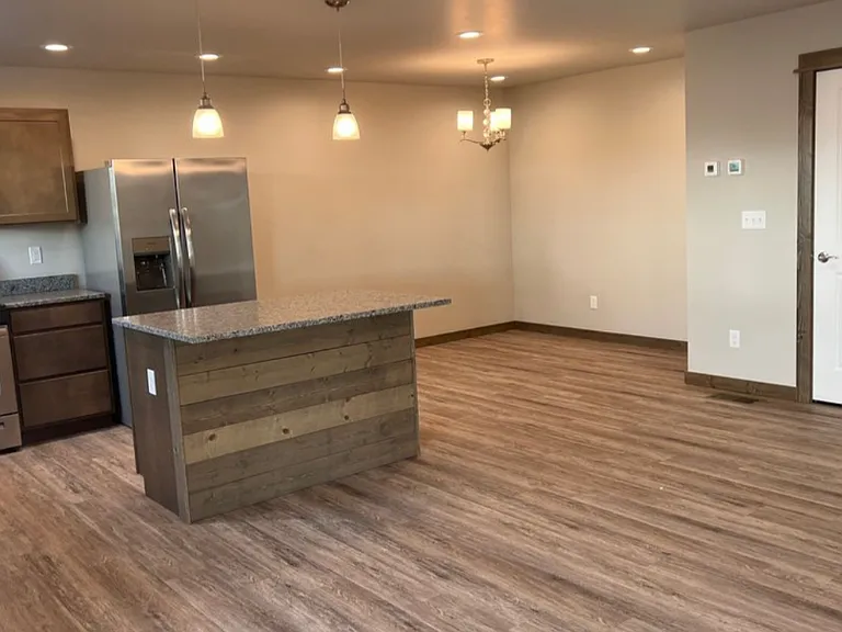 1311 Fozzie Ln — Photo 6