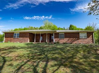 590 W Denver St, Greenwood, AR 72936
