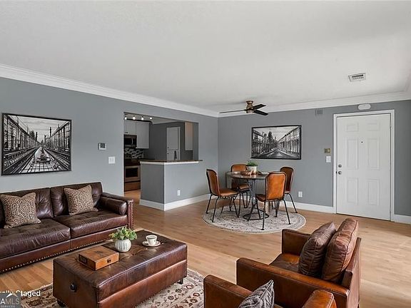 5th image of 2657 Lenox Rd #3