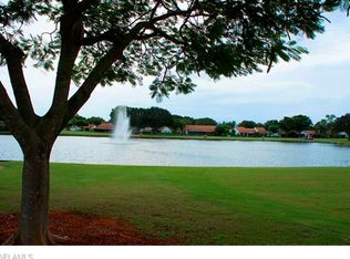 1747 Pebble Beach Dr APT 104, Fort Myers, FL 33907