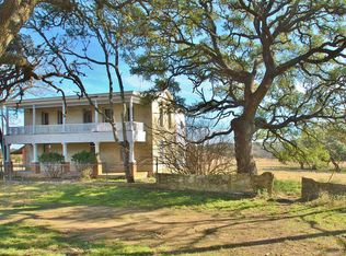 5383 Center Point Rd, Fredericksburg, TX 78624
