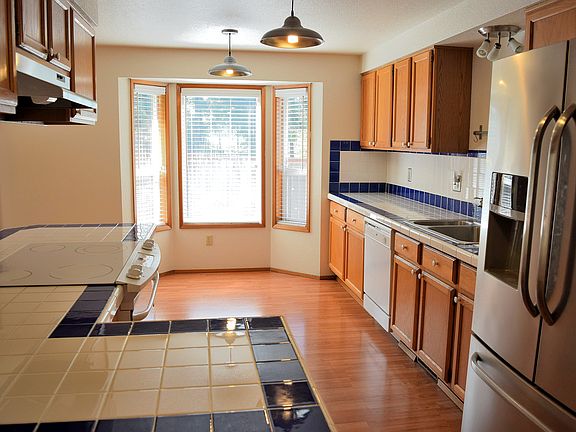 2nd image of 3830 Arbor Dr SE