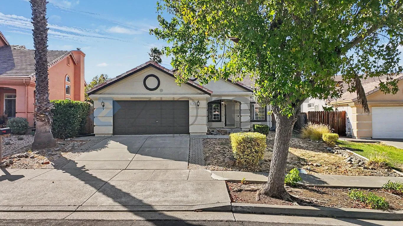 4 bed, 1638 sqft, $3,500 — Photo 3
