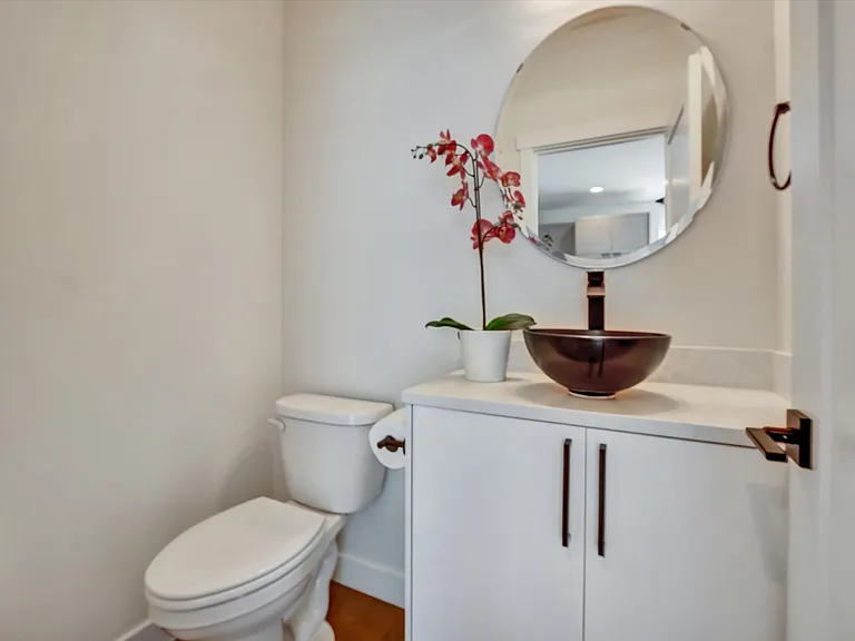 18402 Corliss Ave N #A — Photo 11