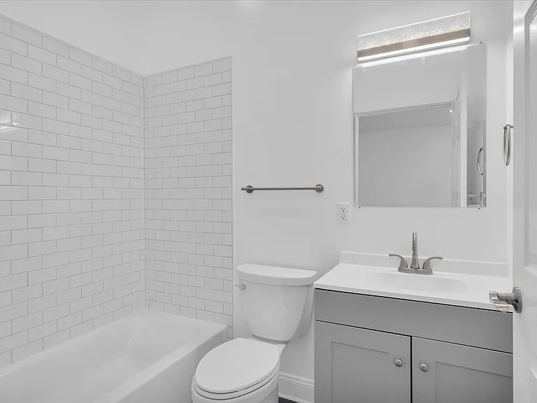 1406 Fairmount Ave #15 — Photo 9