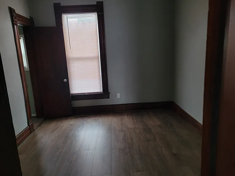 221 Chestnut St — Photo 7