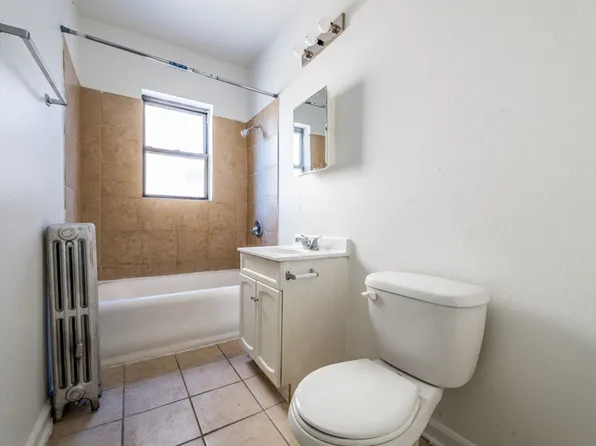 1748 E 71st Pl Chicago, IL 60649