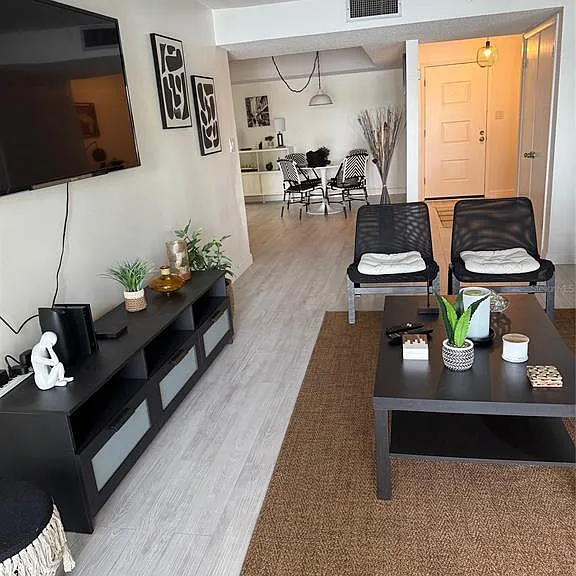 2225 Holden Ave #104 — Photo 6