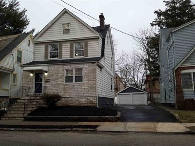72-74 Dover St, Newark, NJ, 07106