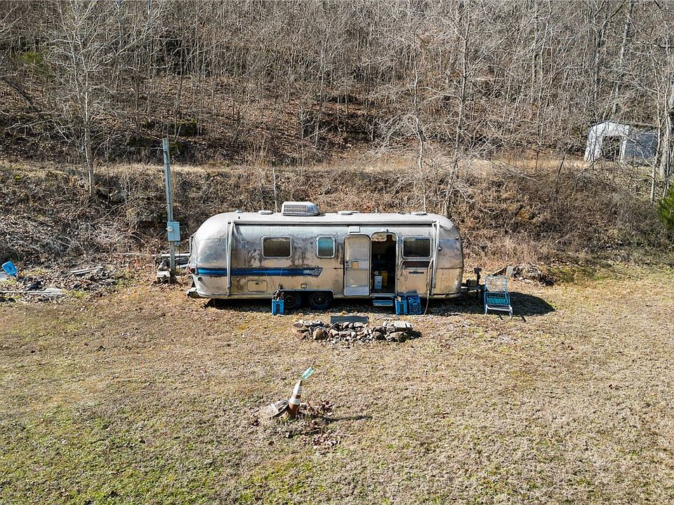 1st image of 4242 Mill Hollow Rd