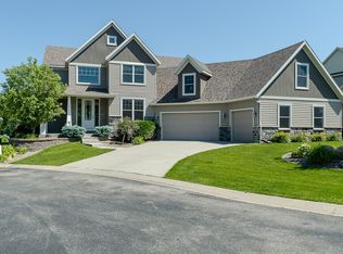2521 Overland Point Cir NW, Rochester, MN 55901