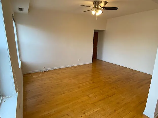 1555 N Mohawk St #2A — Photo 16