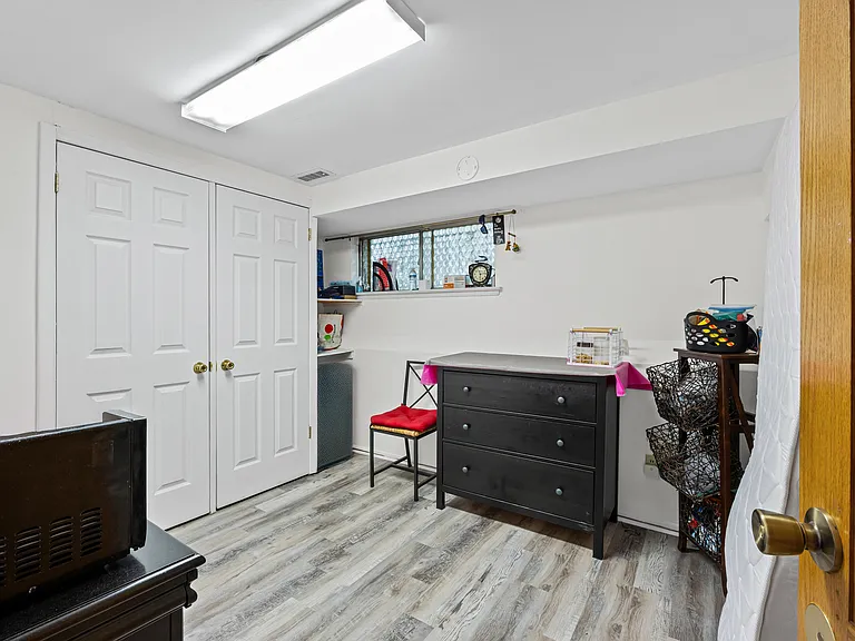 18 South Dr — Photo 17
