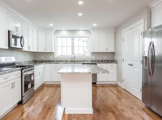 579 Summit St #2, Fall River, MA 02724