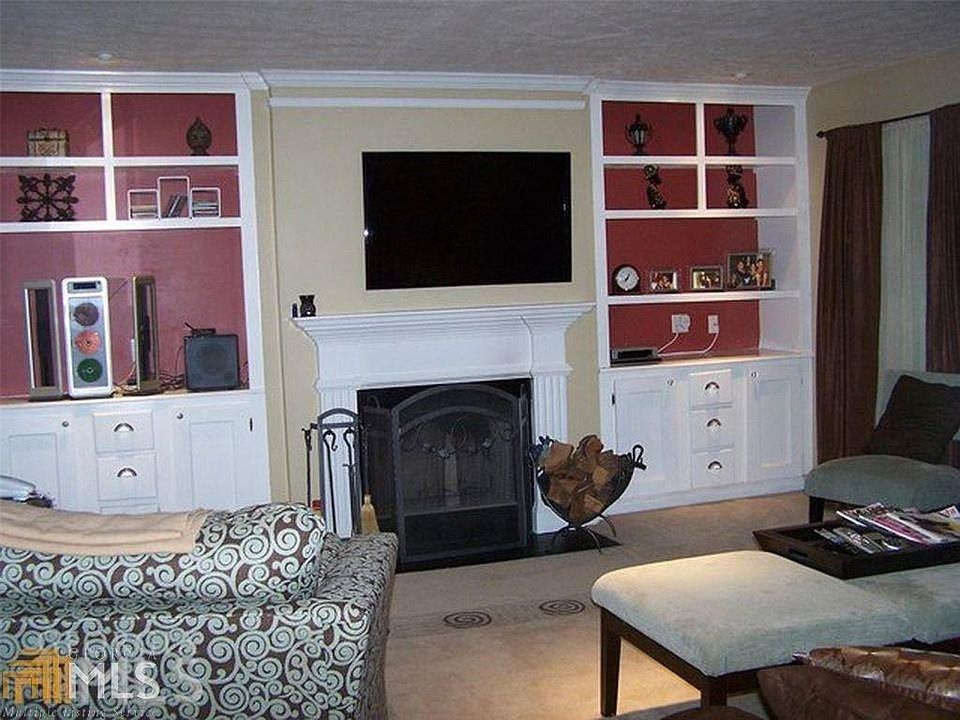 2nd image of 3924 Tolliver Hills Dr