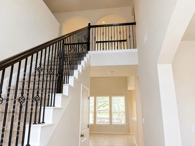 11909 Deering Pl — Photo 2