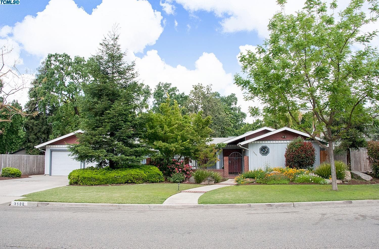 3500 W Hyde Ave, Visalia, CA 93291 Zillow