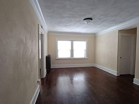 3rd image of 529 N Main St #304