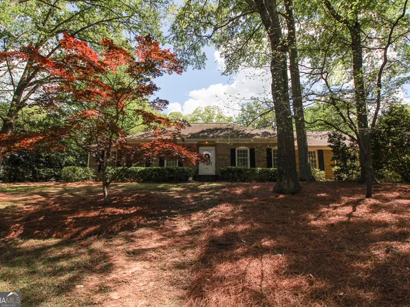 185 Avalon Dr, Athens, GA 30606
