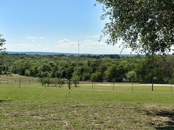 4th image of 537 Lake Valley Dr
