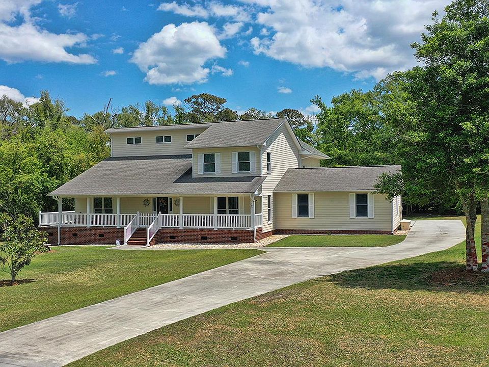 1st image of 103 Phillips Landing Dr #17