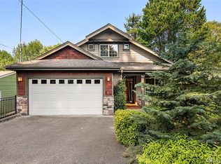 2532 NE 98th St, Seattle, WA 98115