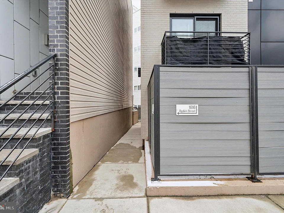 1617 Ridge Ave #19-K