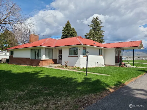28 Robinson Canyon Road, Omak, WA 98841