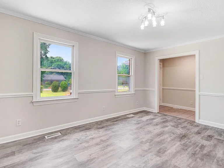 302 Cedar Rd — Photo 12