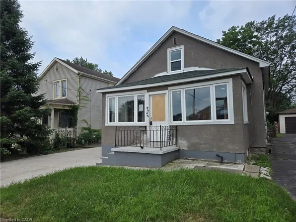 6269 Franklin Ave, Niagara Falls, ON L2G 4Z4