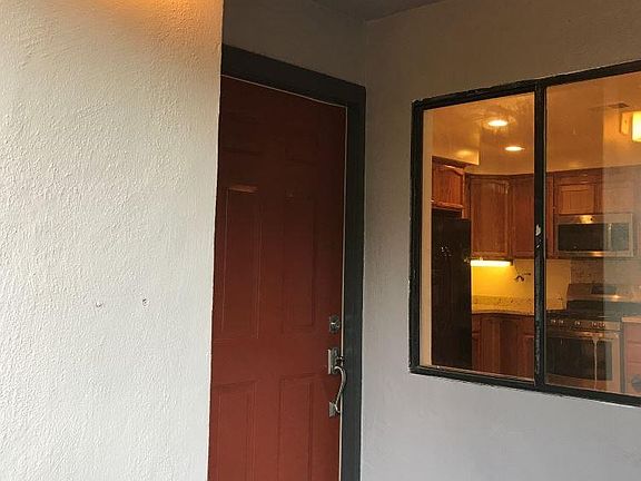 5th image of 4814 Clydelle Ave