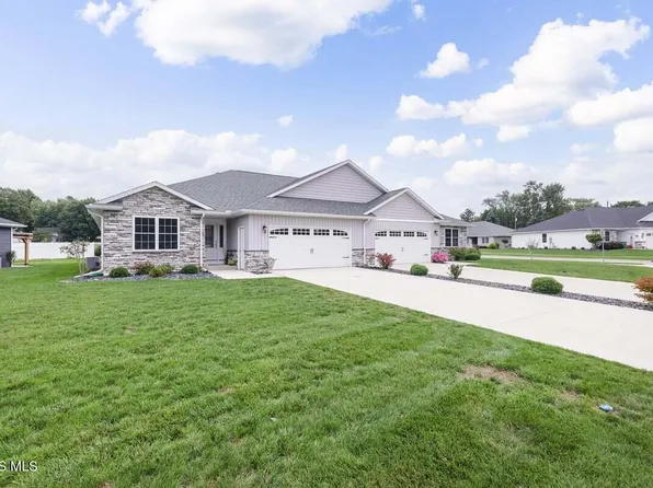 777 Clairmont Ave, Napoleon, OH 43545