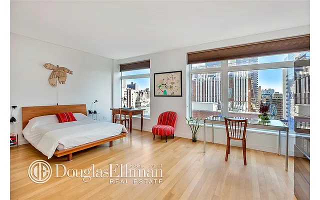 Sold by Douglas Elliman | media 19