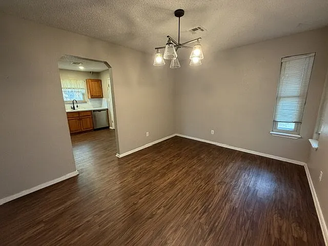 137 Oak Tree Dr — Photo 13
