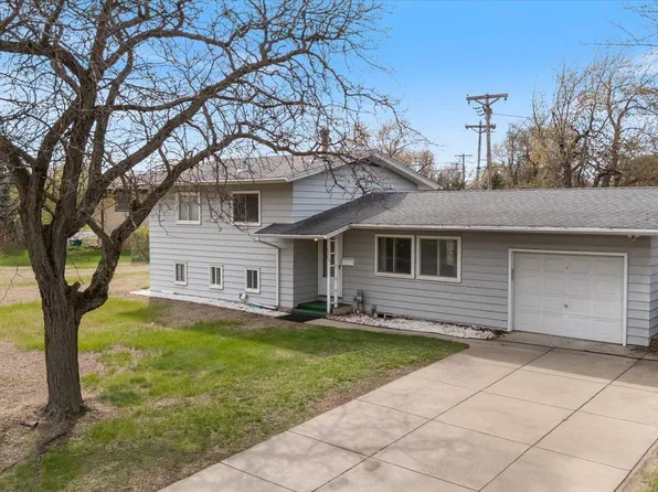 6223 Brooklyn Dr, Brooklyn Center, MN 55430
