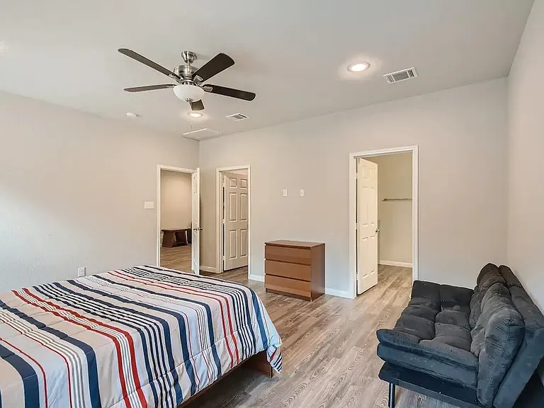 4834 Van Fleet St — Photo 11