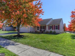 24 Arbor Dr, Myerstown, PA 17067