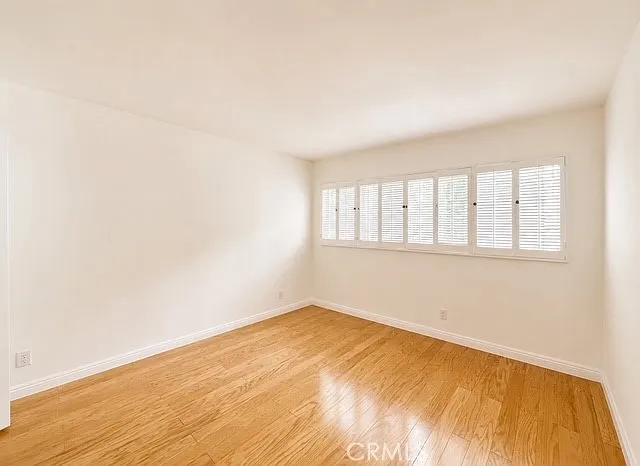 337 S Elm Dr #1 — Photo 22